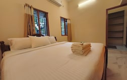 Eesha Inn - 1BHK Villa