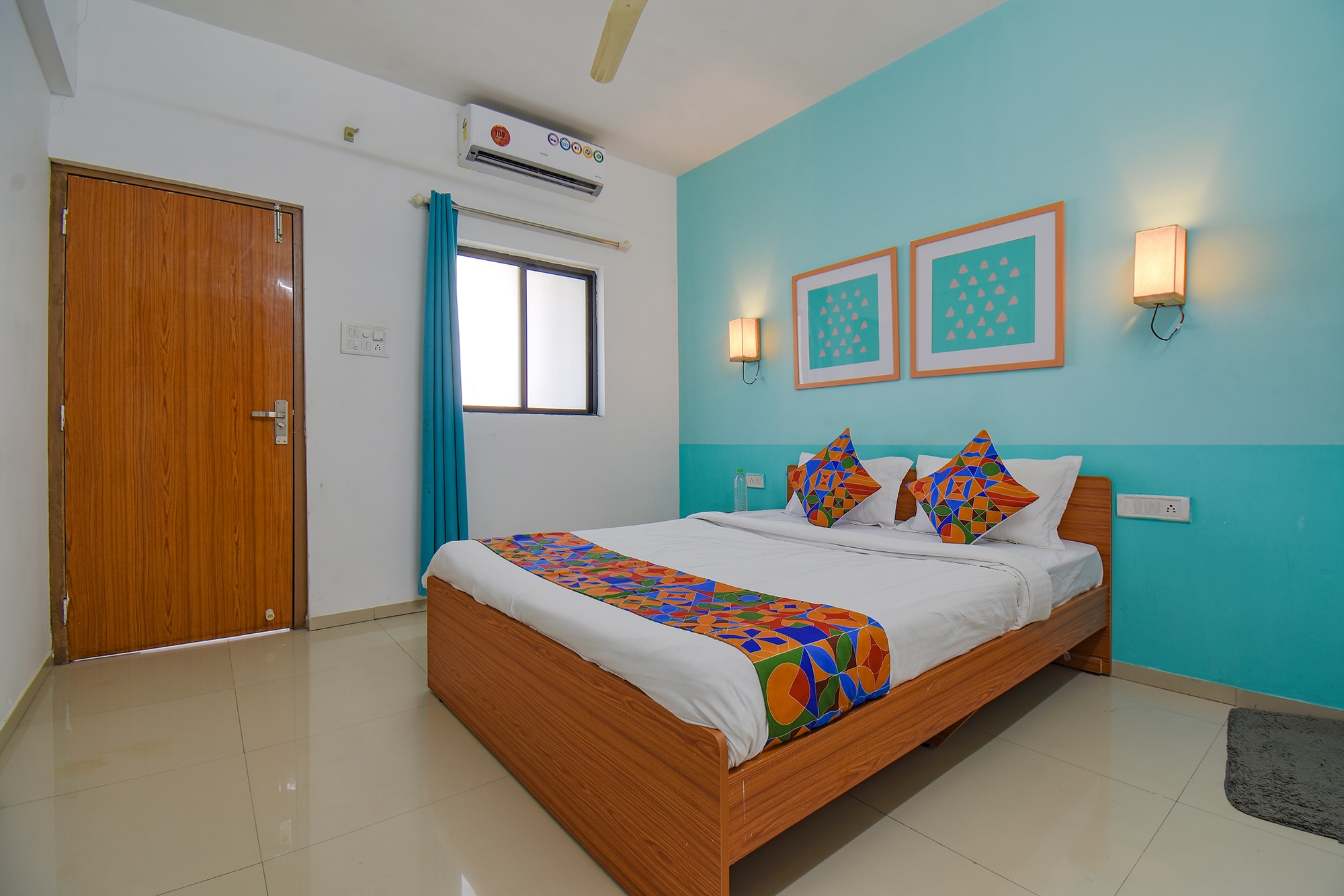 FabHotel Aakiyo - Nr. Balewadi -Chatrapati Shivaji Stadium - Tap to explore photos