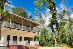 Silver Springs Homestay | Rooms & Pool, Chikmagalur