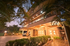 IIZZ Villa, Lonavala