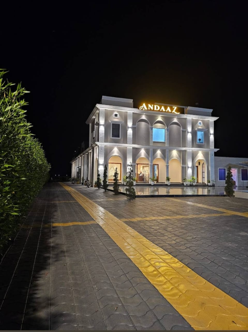Andaaz Hotel - Tap to explore photos