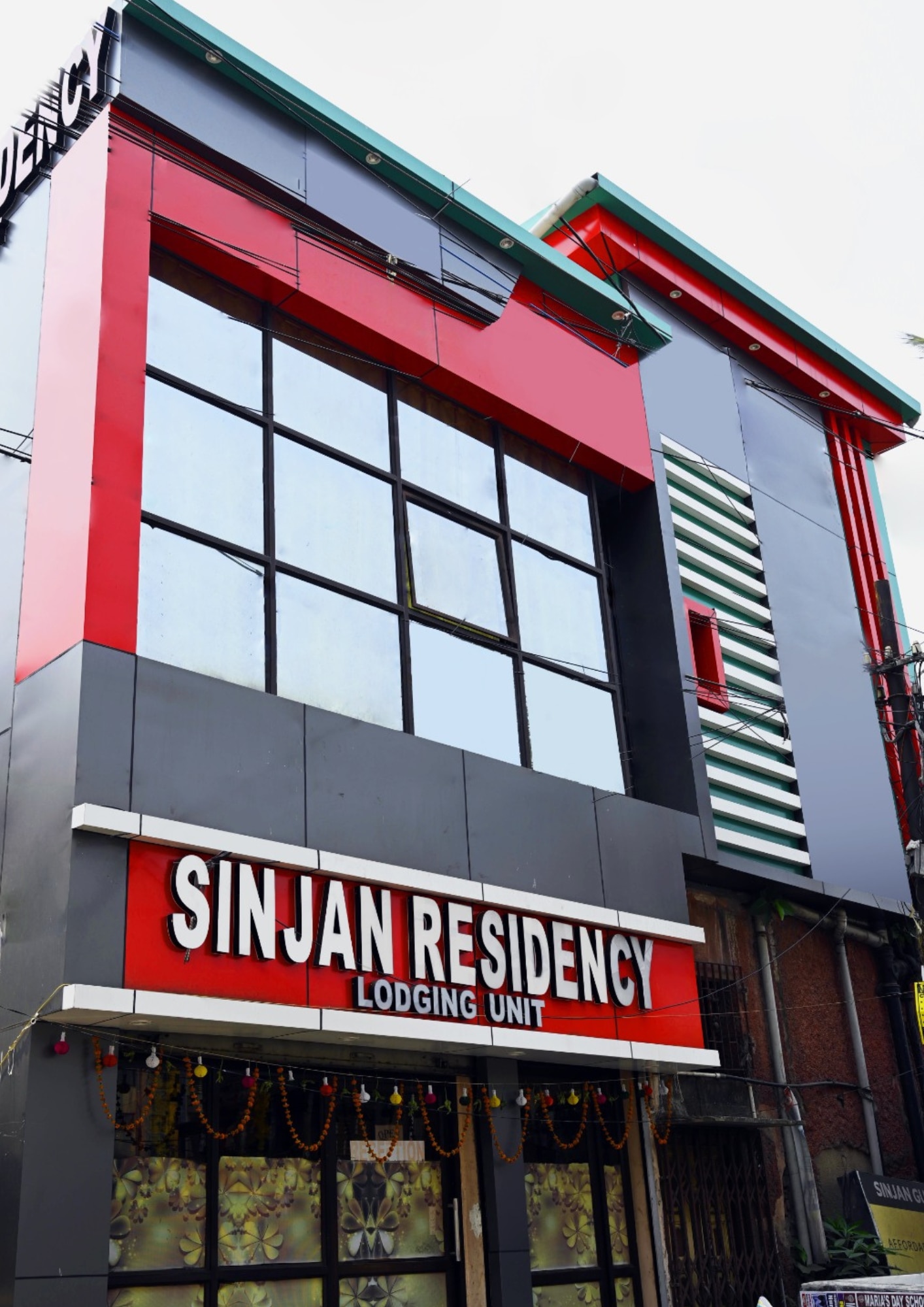 Sinjan Residency - Tap to explore photos