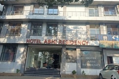 Hotel Abhi Residency, Kangra