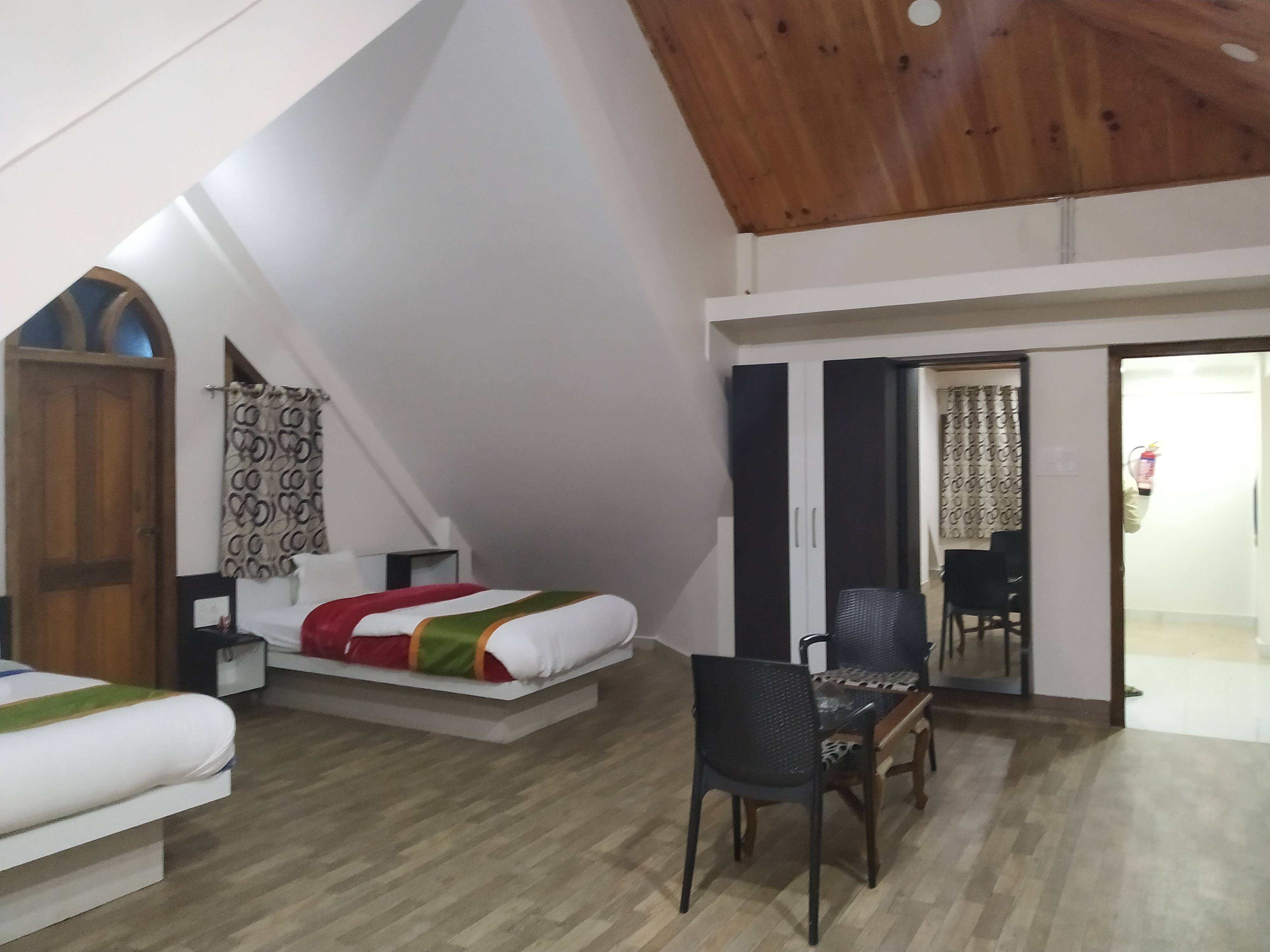 Ziro Palace Inn - Tap to explore photos
