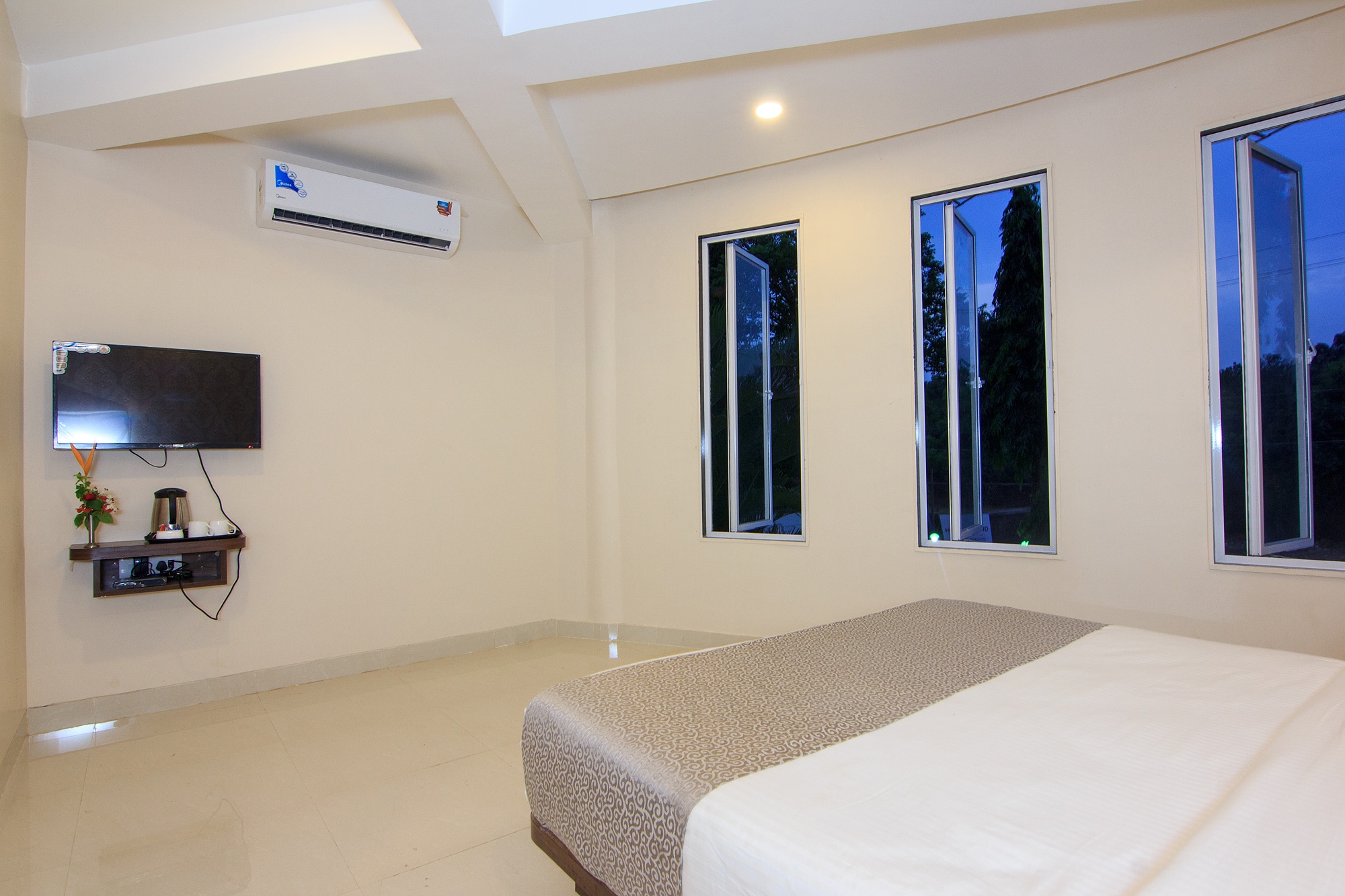 Strand Resort
