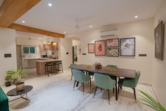 Casa Rio - Modern 3 BR near Fateh Sagar Lake, Salumbar