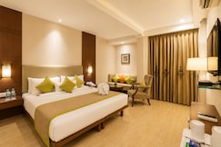 Hotel Oxmo Delhi Airport, Rohtak