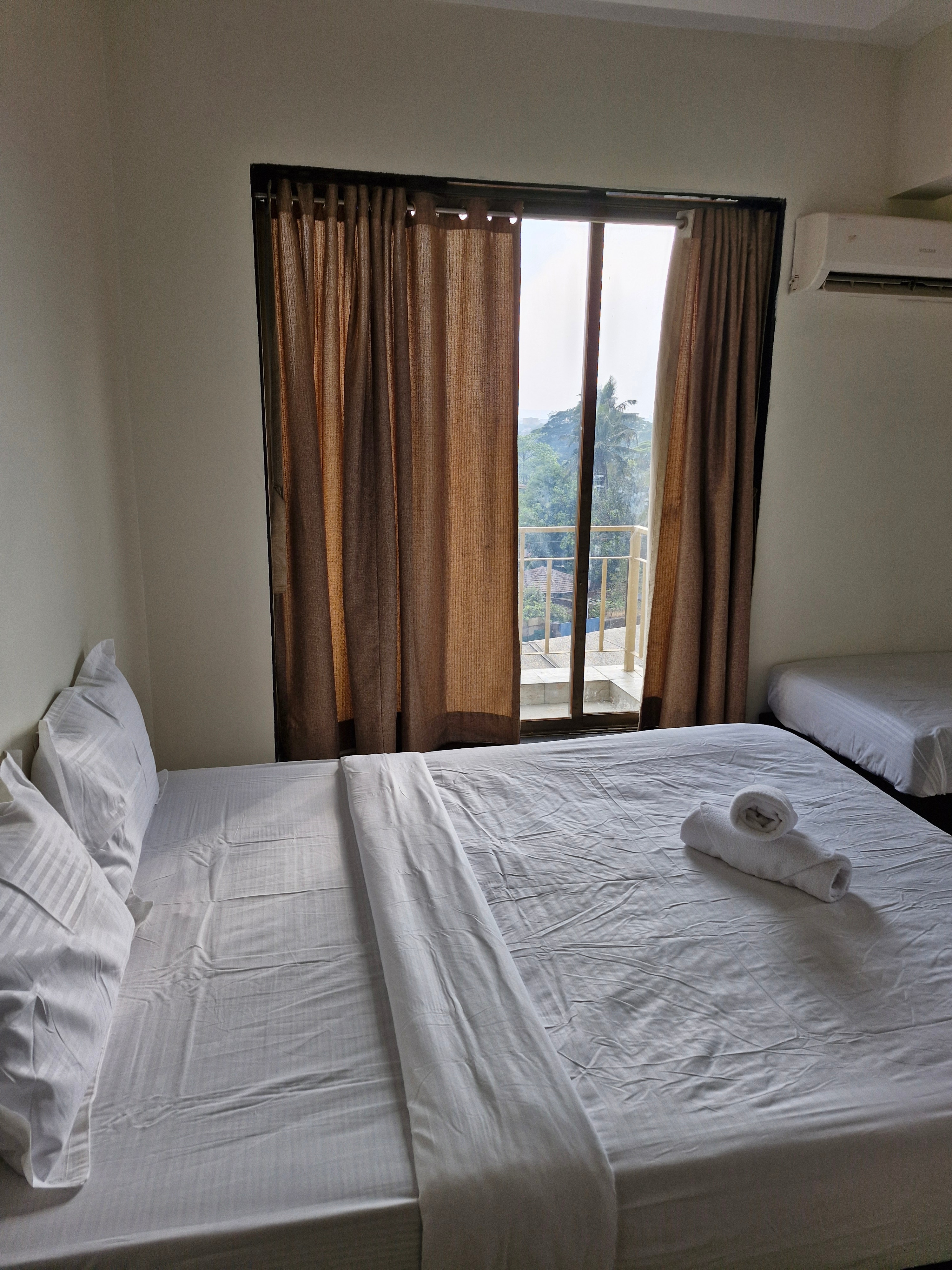 ILIF 2801 Dream Holidays, Lonavala 4
