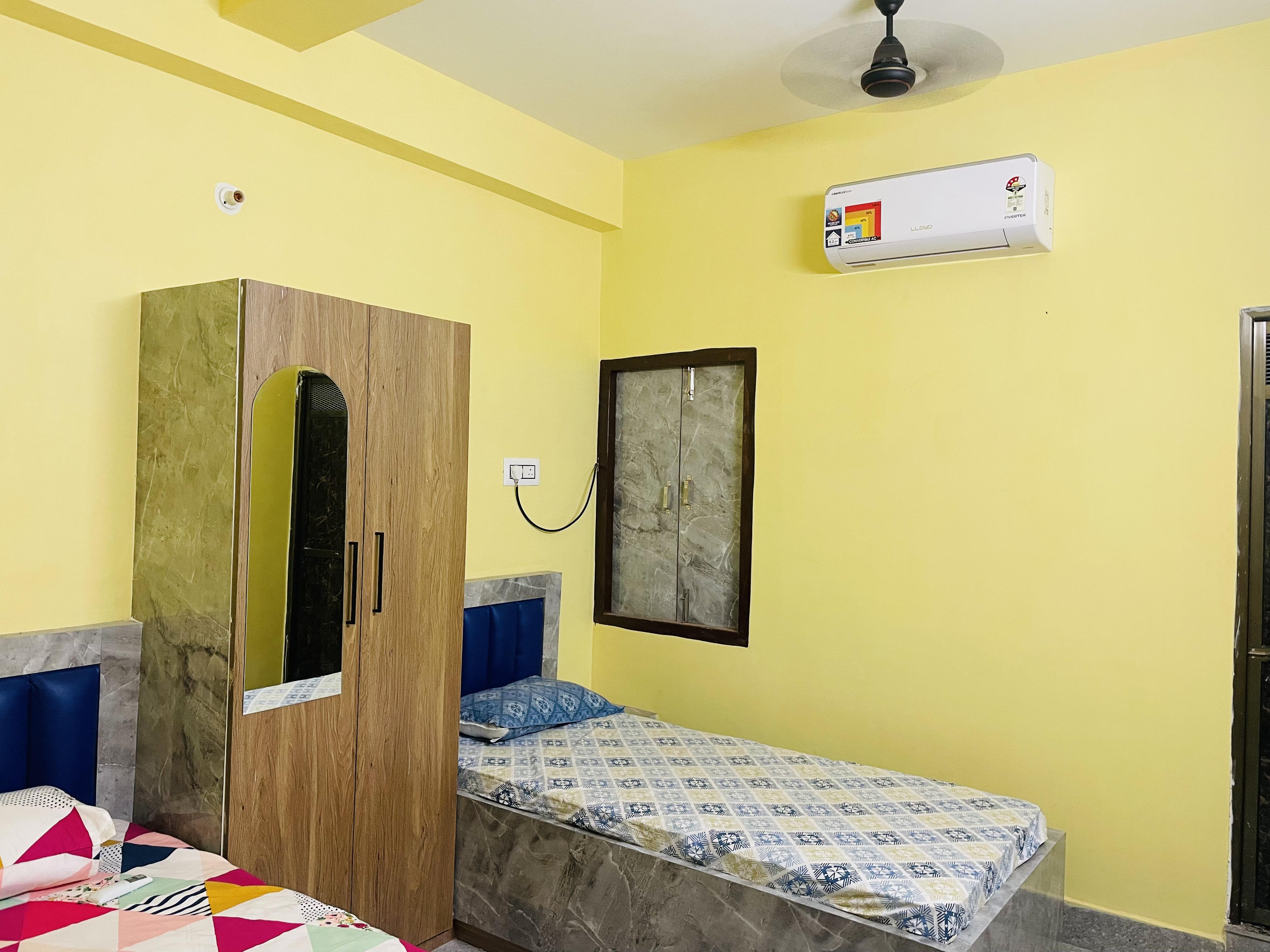 HOTEL SHAGUN - Tap to explore photos