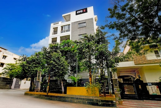 Super Hotel O SEVEN HILLS GUEST HOUSES