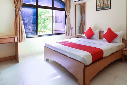 Oyo 62511 Hotel J M Park Pune Use Code Oyopaynow To Avail Extra