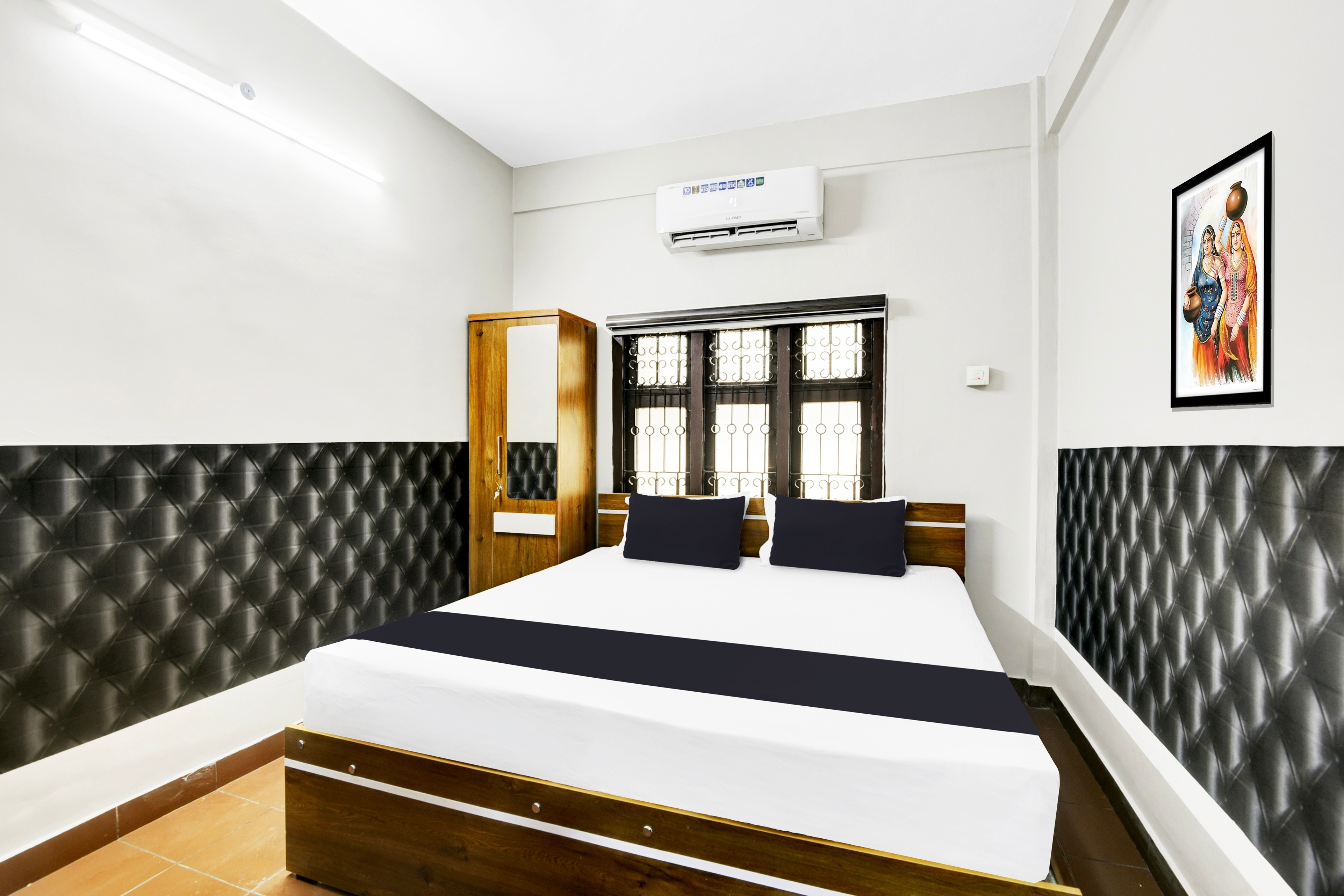 Hotel O Azhar lodge - Tap to explore photos