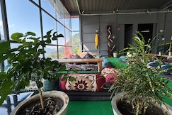 Sip With Bite Cafe & Stay, Gangotri