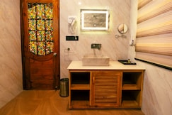 Summer Retreat, Nubra Valley