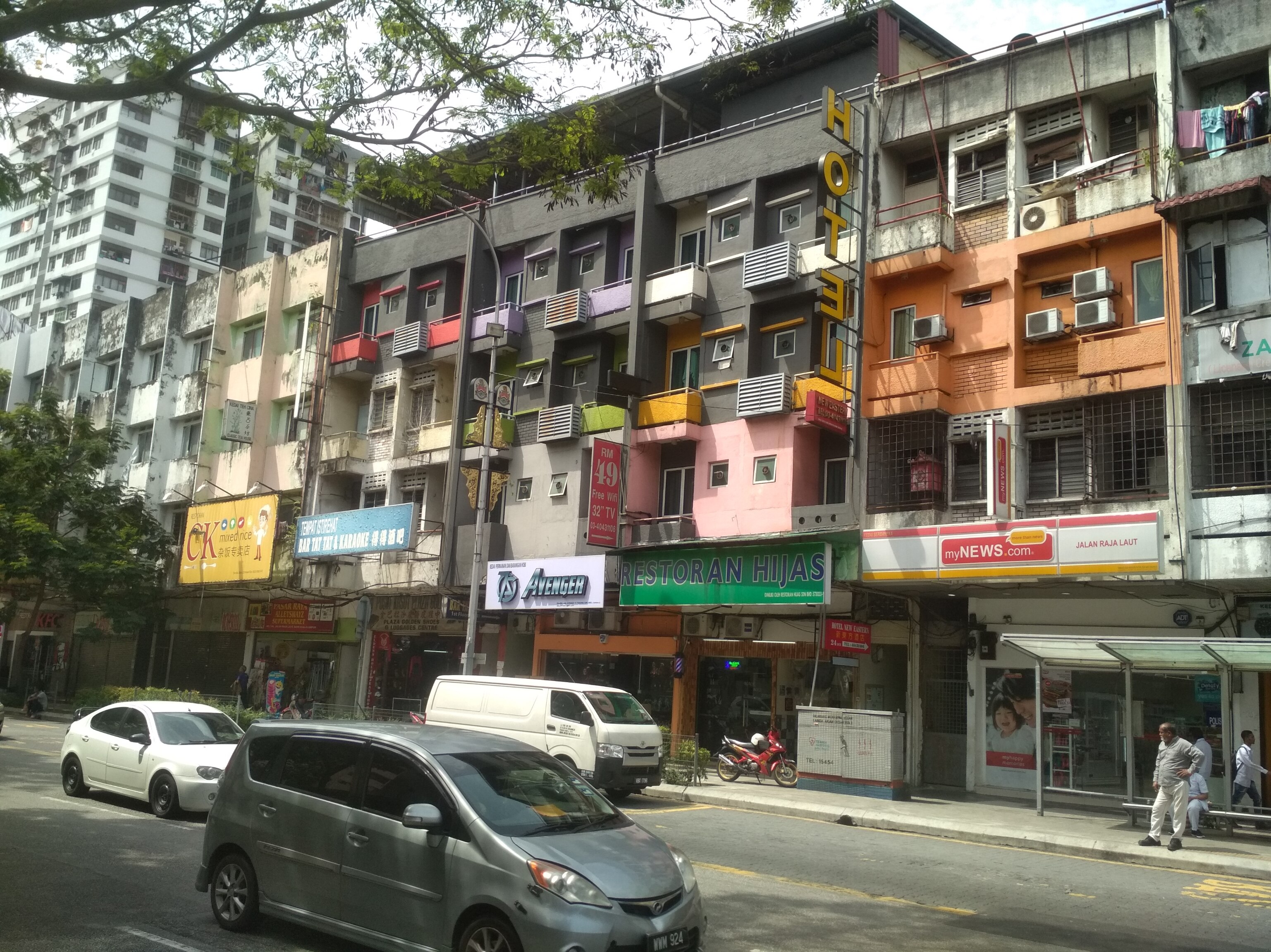 Hotels Near Stadium Jalan Raja Muda Abdul Aziz: Book Hotels Near 