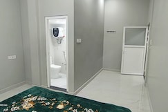 Sree jee stay, Varanasi