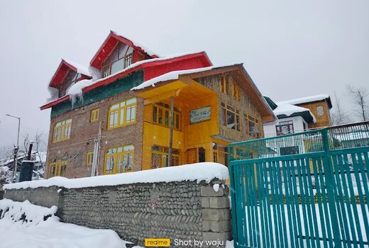 Kesar Hotel Pahalgam, 10 km from Betaab Valley by Prospera Hospitality Pvt. Ltd.