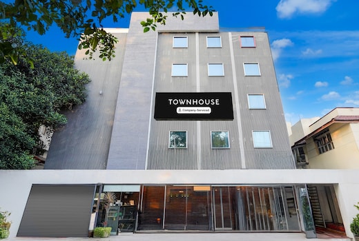 Super Townhouse Kanakpura Road formerly Panchavati Comforts