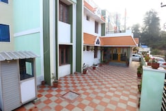 Aarem Valley Castle, Karur