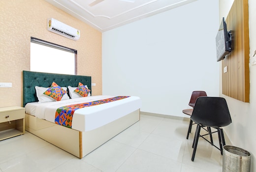 FabHotel Prince 24