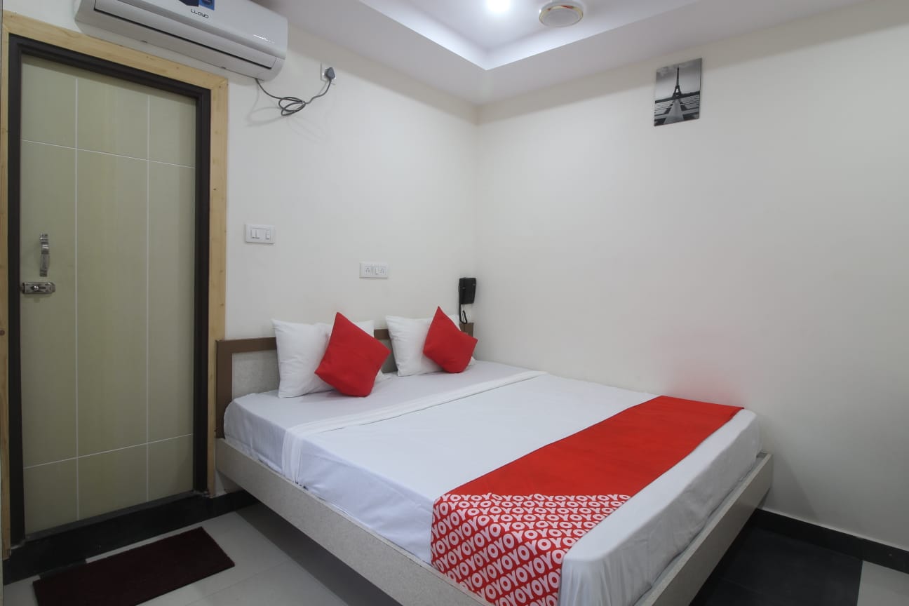 Arjuna Luxury Rooms - Tap to explore photos