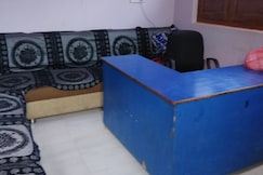 Hotel royal, Narsinghpur