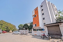 Townhouse 700 Hotel Krishna., Nagpur