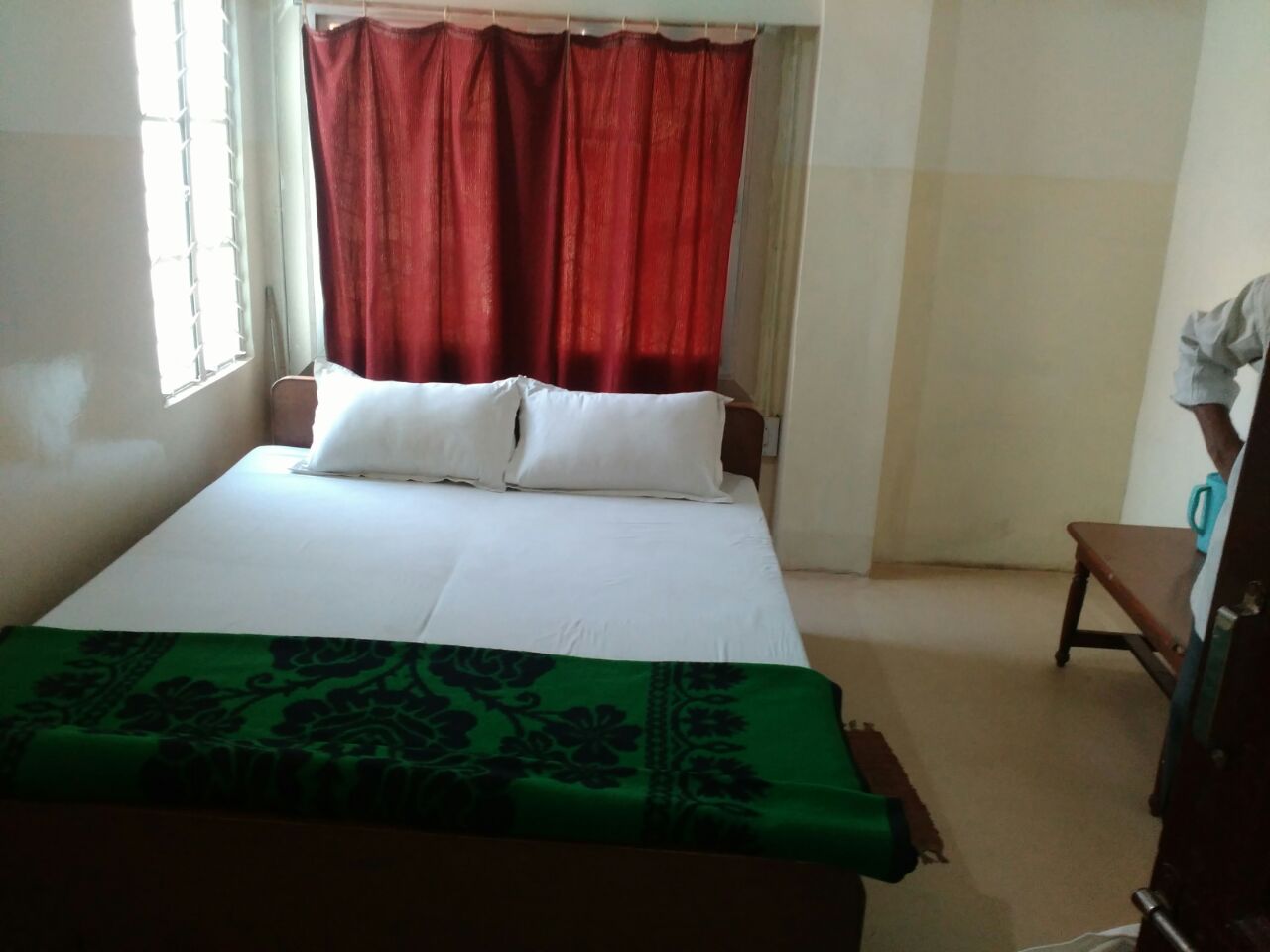 New Maa Sharda Hotel - Tap to explore photos