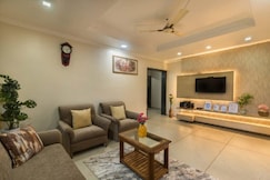 Maitri Vacations | Luxurious Villas and Rooms, Mahabaleshwar