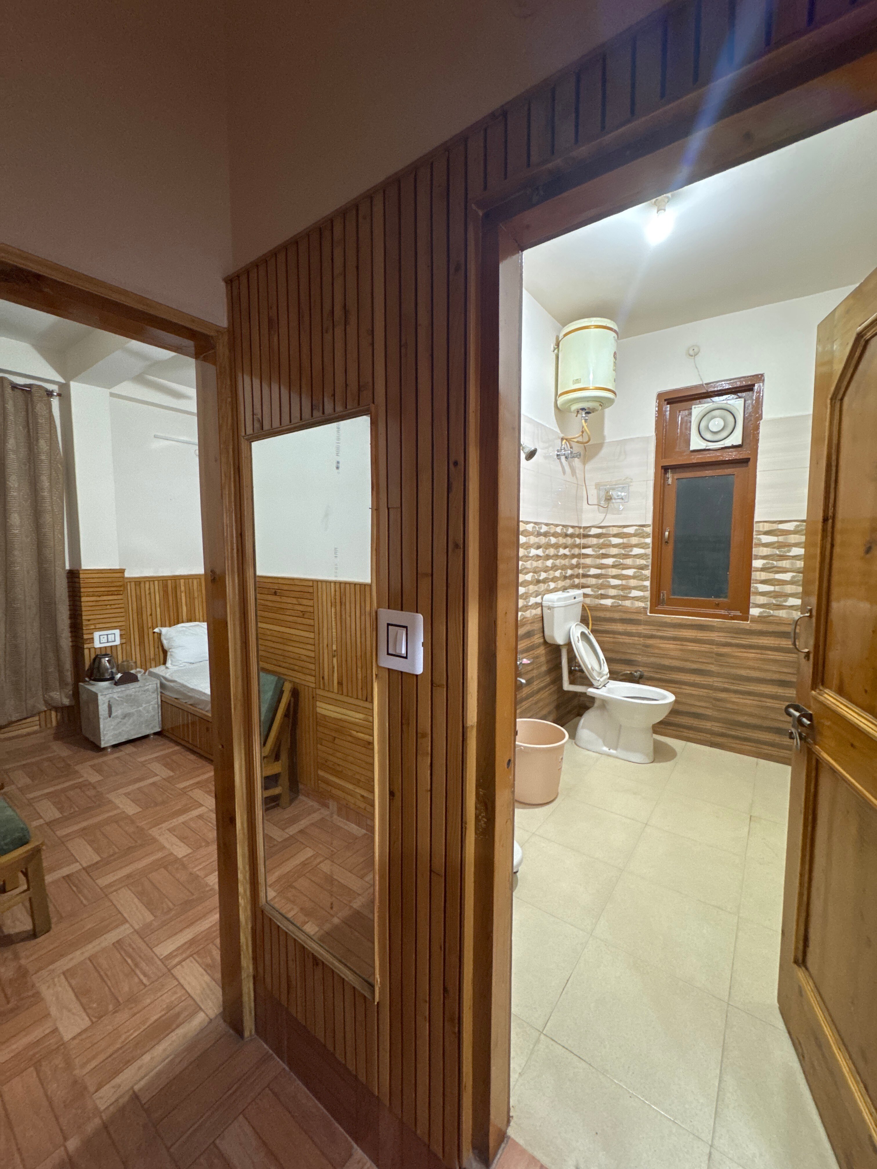 Kumkum Homestay - Tap to explore photos