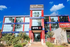 Hotel O Sky, Greater Noida