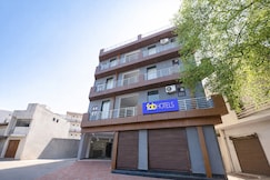 FabHotel Sky Sector 76, Gurgaon