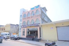FabHotel Ramanjnaeya, Ayodhya