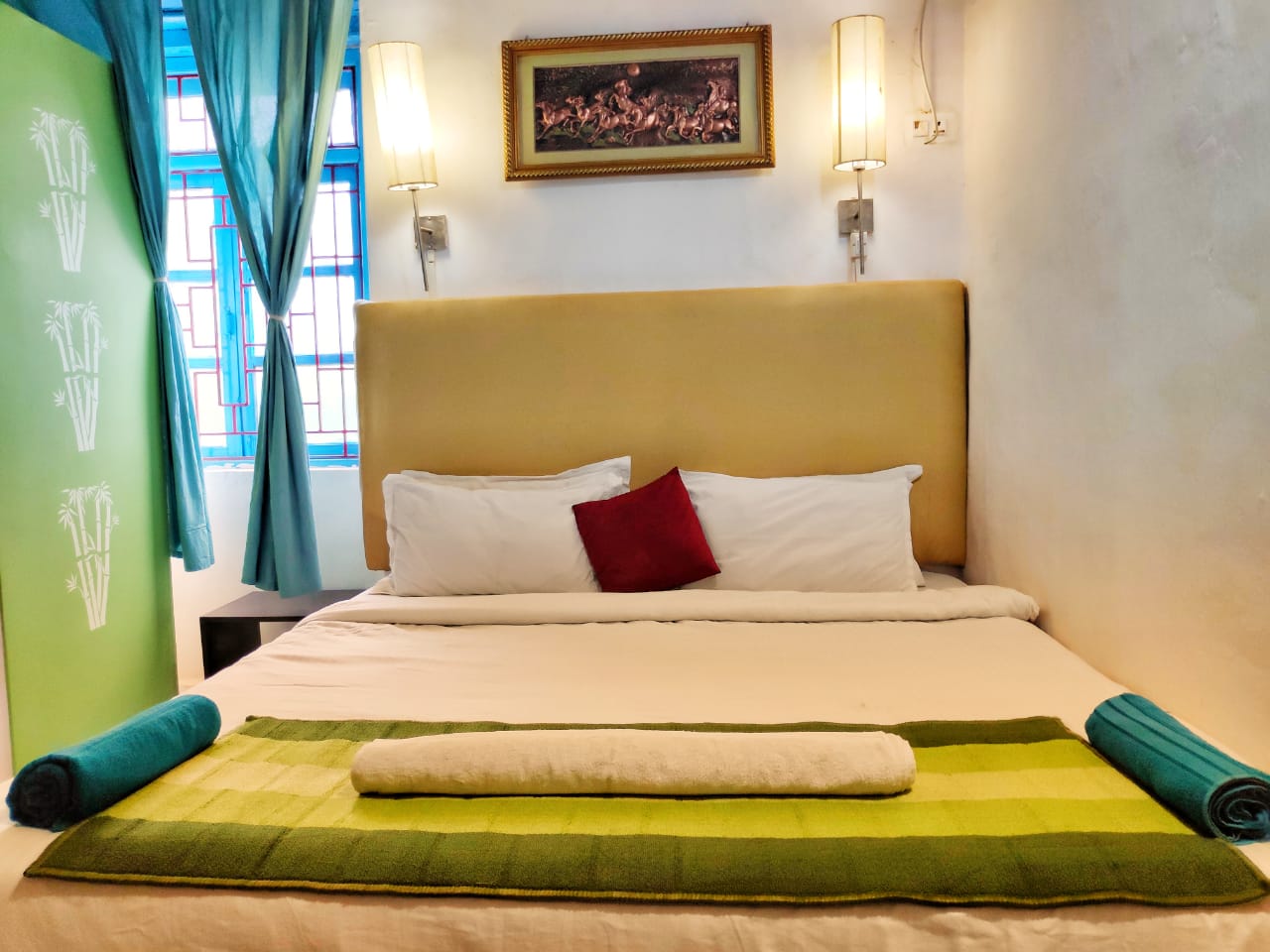 2BHK cozy apartment in Candolim North Goa - Tap to explore photos