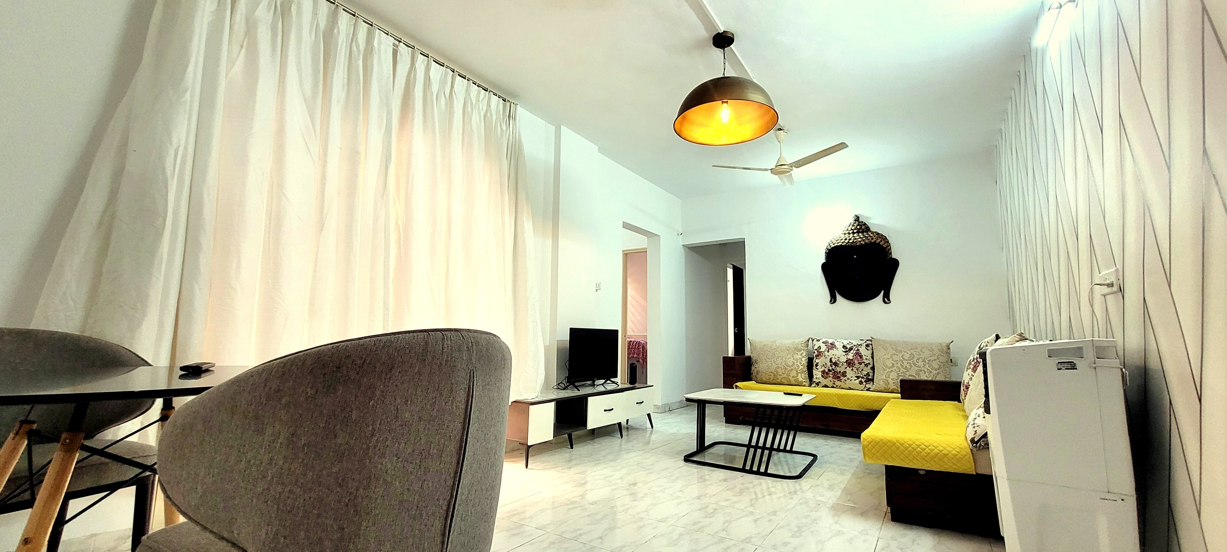 Stylish 3 BHK Apt (for Stays & Get Together) - Tap to explore photos
