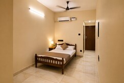 Short stay with double bed, Thiruvananthapuram