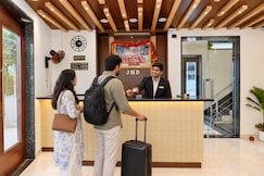 JMD Royal Residency I Luxury Hotel I With Parking, Varanasi