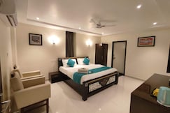 Luxury Room RK Beach Jazzy Beach Guest House, Visakhapatnam