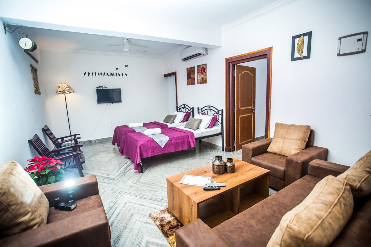 Exquisite Penthouse close to North Goa beaches - Tap to explore photos