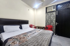 Oly Hotel Star Inn, Delhi