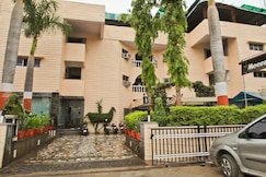 Hotel Meera, Chittorgarh