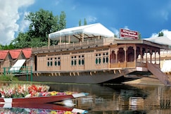 WelcomHeritage Gurkha Houseboats, Srinagar