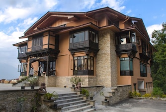 The Chumbi Mountain retreat & Spa